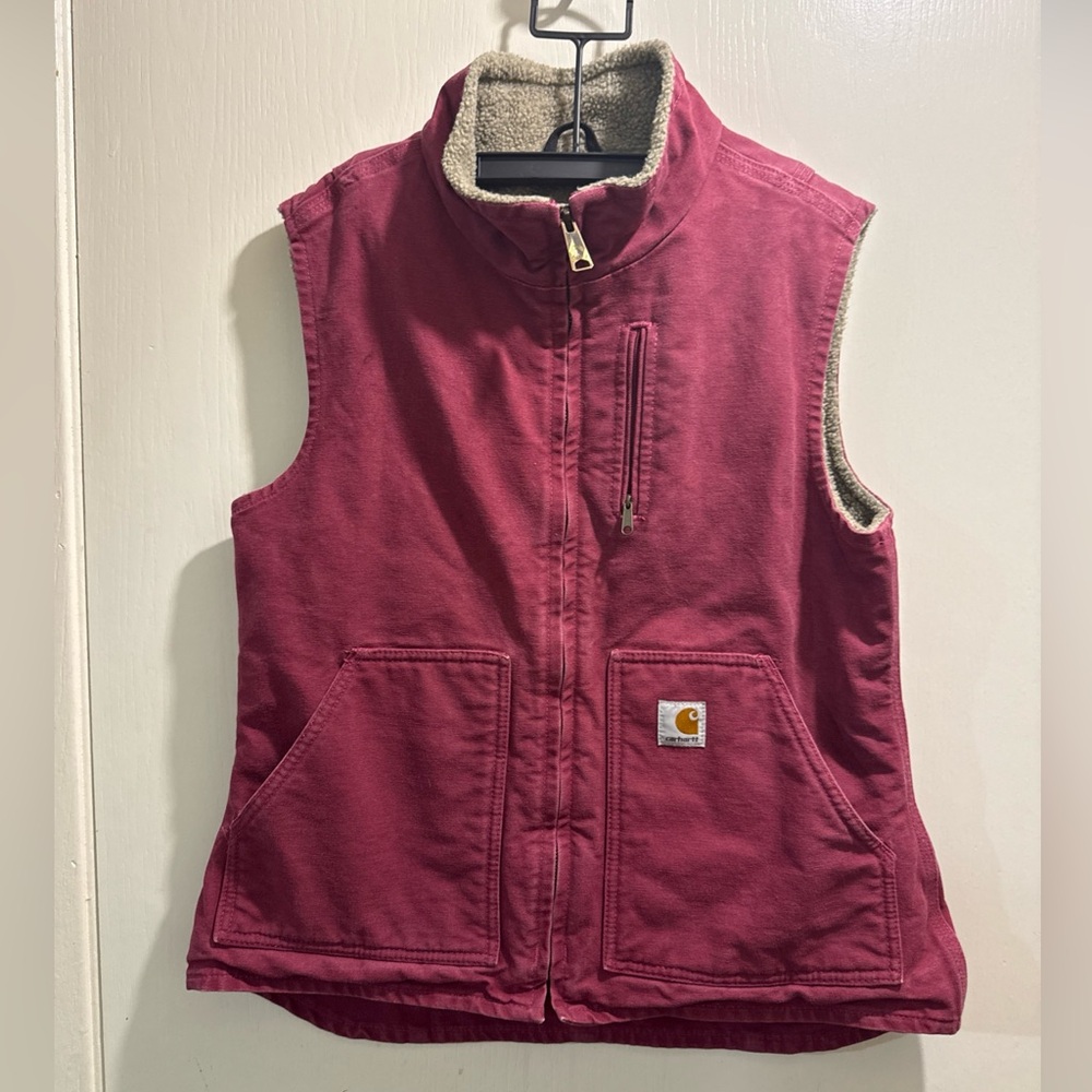 Carhartt Women's Burgundy Vest with Sherpa Lining